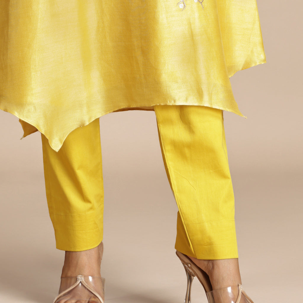 Essential Ankle Pants