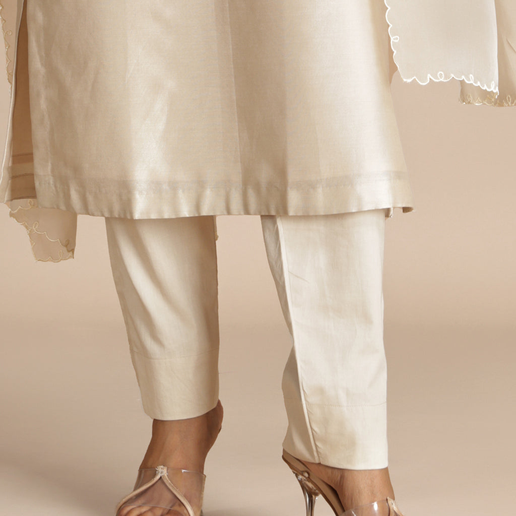 Essential Ankle Pants