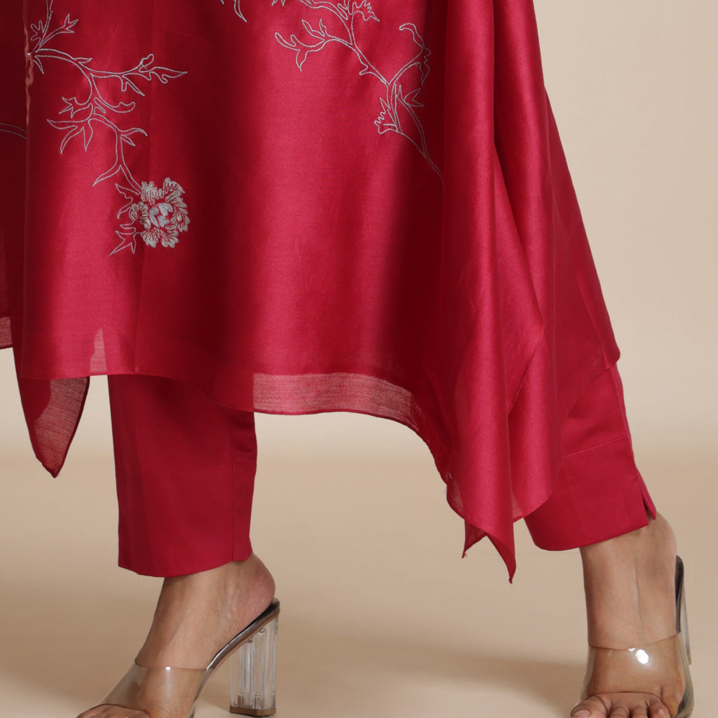 Essential Ankle Pants