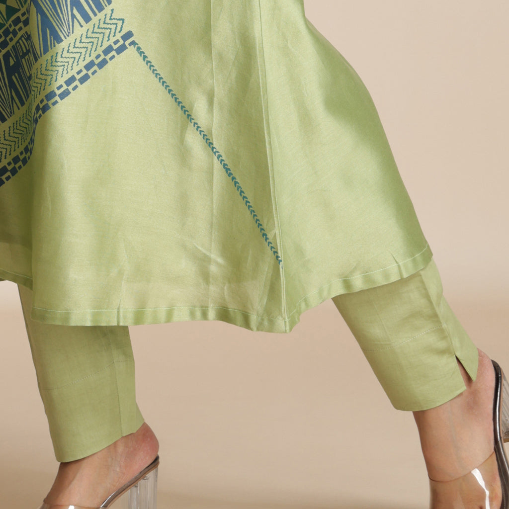 Essential Ankle Pants