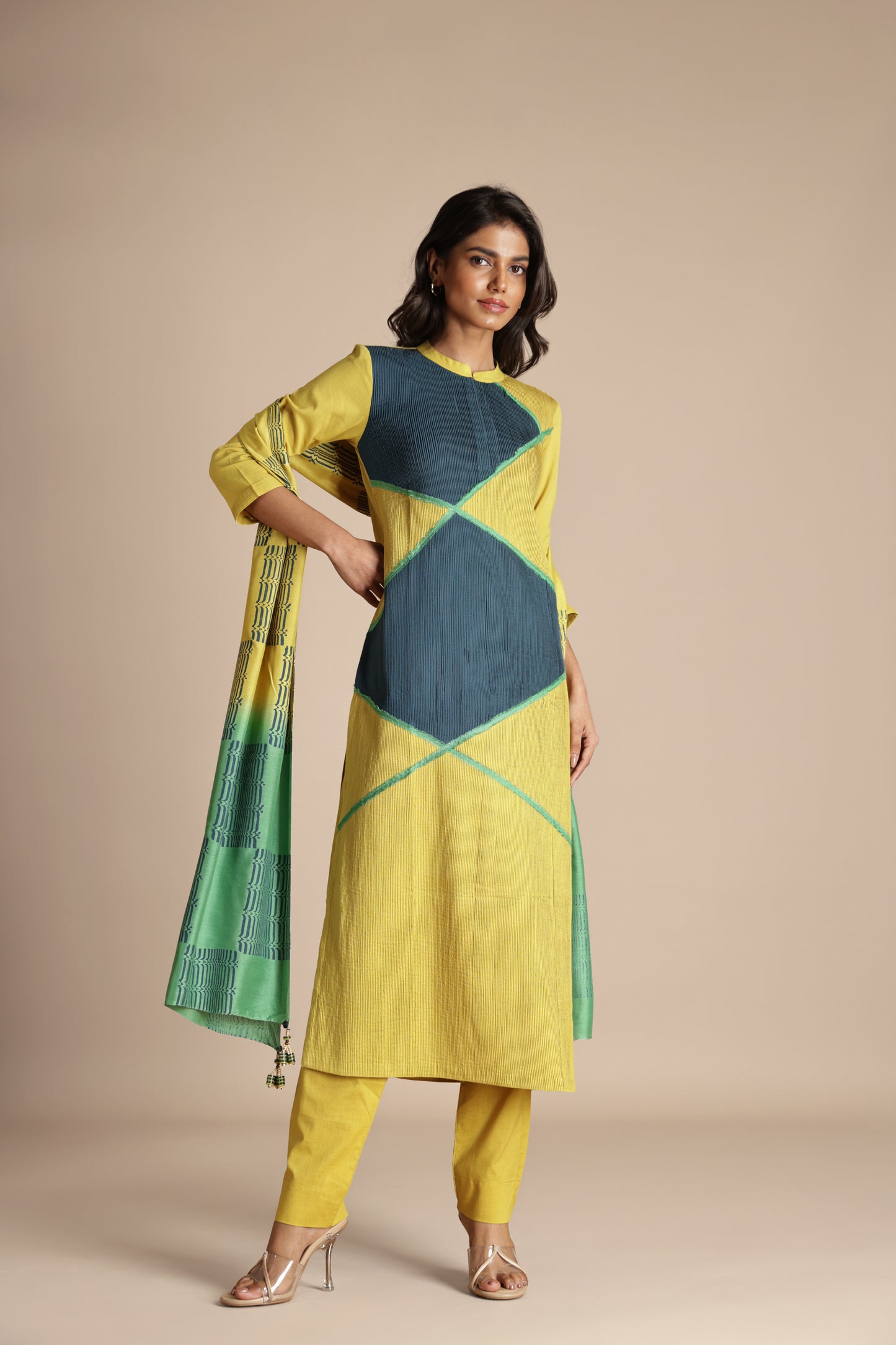 Vertex Pintuck Kurta