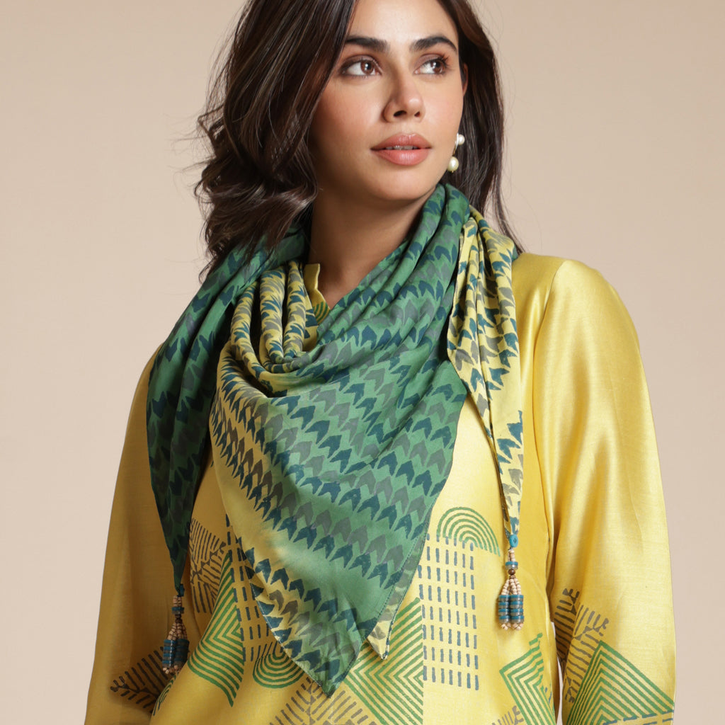Triad Fusion Scarf