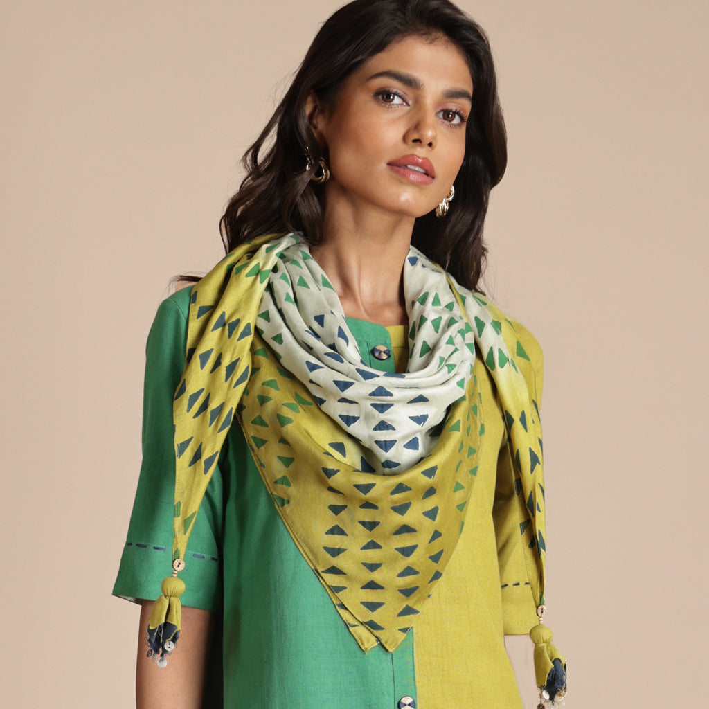 Two-Tone Scarf